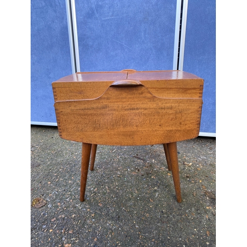 229 - Mid century teak sewing box. 

Dimensions - 13