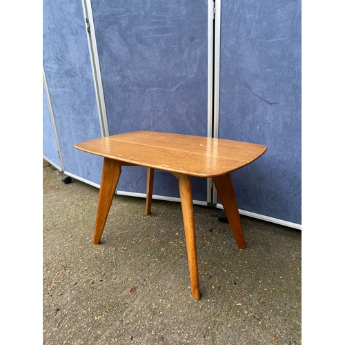 239 - Lovely mid century teak coffee table. 

Dimensions - 18