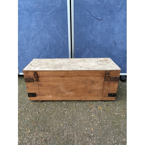 245 - Vintage wooden tool box. 

Dimensions - 27