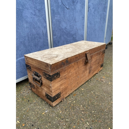 245 - Vintage wooden tool box. 

Dimensions - 27