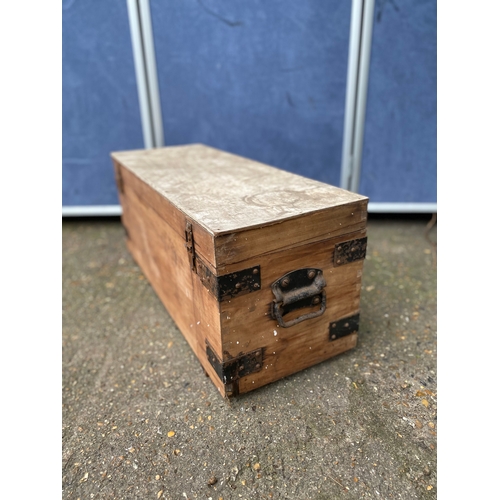 245 - Vintage wooden tool box. 

Dimensions - 27