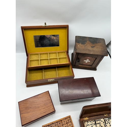 59 - Lot of Six Wooden Boxes / Cases