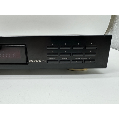 73 - Denon TU 380RD Stereo Tuner