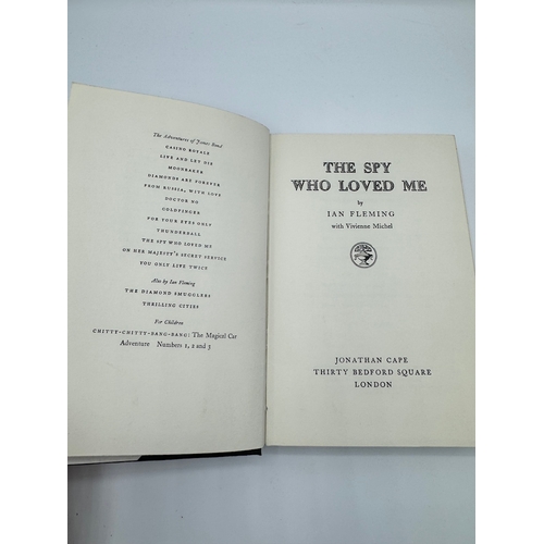 113 - Ian Fleming - James Bond - The Spy Who Loved Me -  7th impression 1965