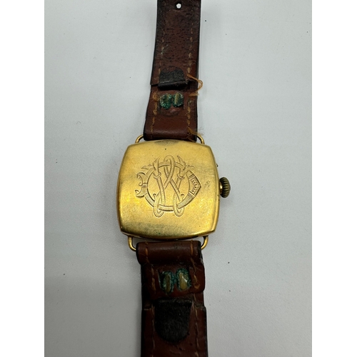 117 - 18ct Yellow Gold Cased Russells Limited Wristwatch c1920/30's