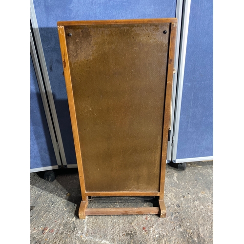 300 - Retro teak Corby trouser press