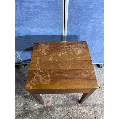 306 - Retro bedside table. 

Dimensions - 24