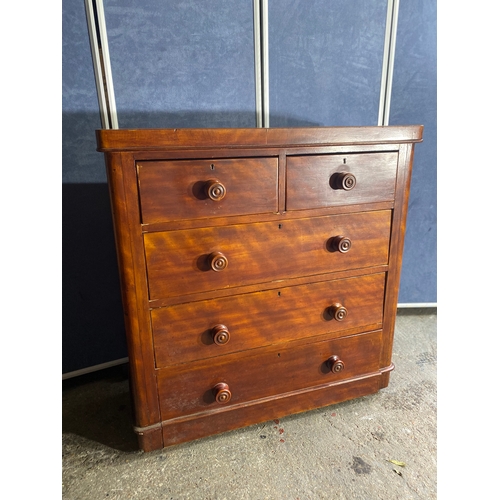 400 - Antique two over three drawer chest of drawers. 

Dimensions - 39