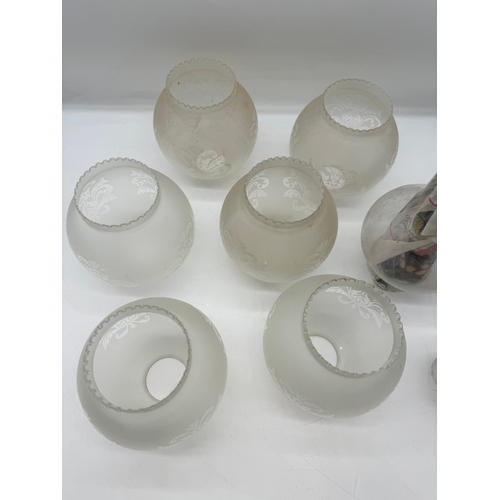 150 - Quantity of etched glass gas light globes / inserts