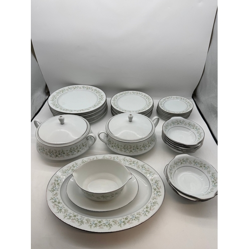 72 - Quantity of Japanese Noritake Savannah Pattern Dinner Service - 36 Piece - 8 heads