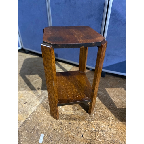 208 - Two small vintage tables. 

Please see images for dimensions.