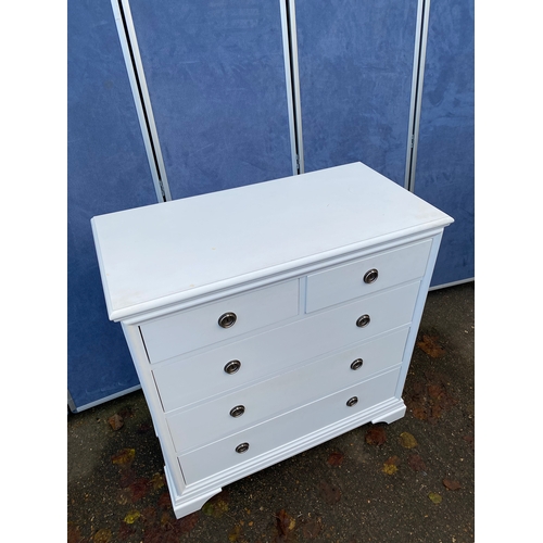 250 - Solid two over three drawer chest of drawers in white by John Lewis. 

Dimensions - 40