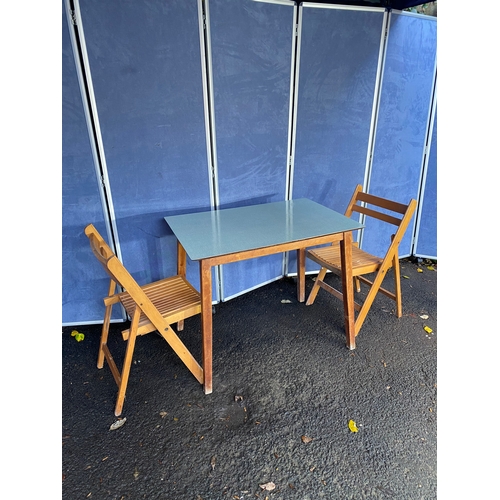 259 - Retro formica table with two foldable chairs. 

Dimensions - 36