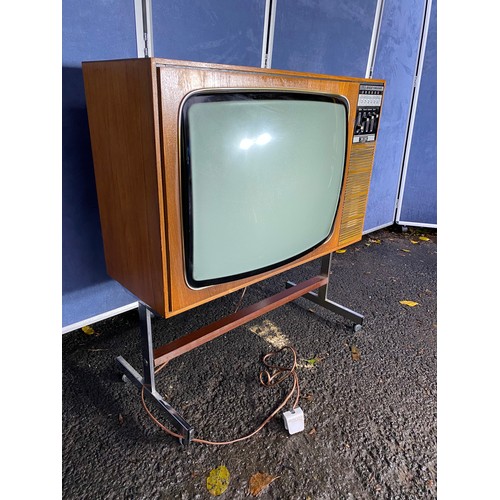 190 - Retro teak G.E.C colour TV