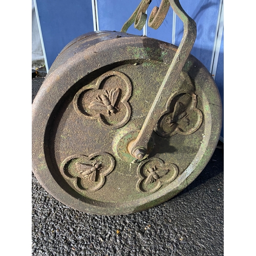 498 - Large Vintage split drum garden roller.