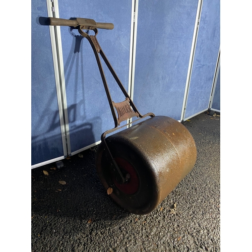 499 - Small Vintage Dalecast garden roller by Eagleston & Son LTD Oxford.