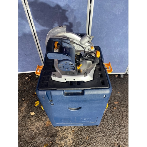 537 - Pro performance power tower with suitcase like carrying capabilities. Including compound mitre saw, ... 