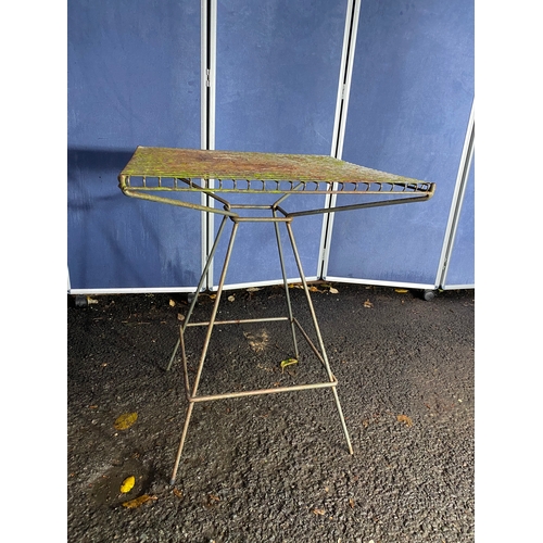 511 - Vintage Brafab Sinarp style metal garden set including table and three chairs.