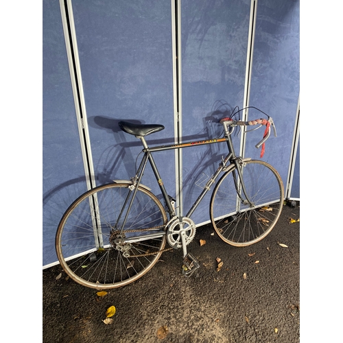 126 - Peugeot road bicycle