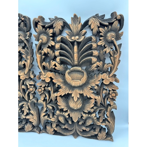 86 - Pair of continental carved wood wall plaques - 11.5