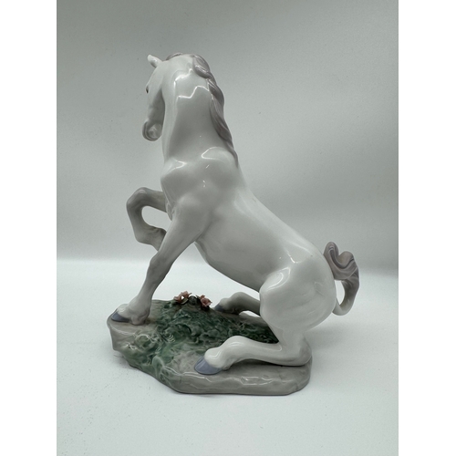 18 - Lladro Privilege Piece - Magical Unicorn 7697