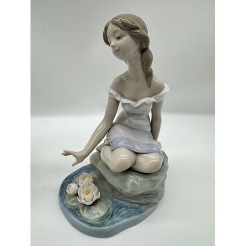 25 - Lladro Privilege Society 7706 Reflections Of Helena / GARDENS OF ATHENS Lady Basket Figurine 7704