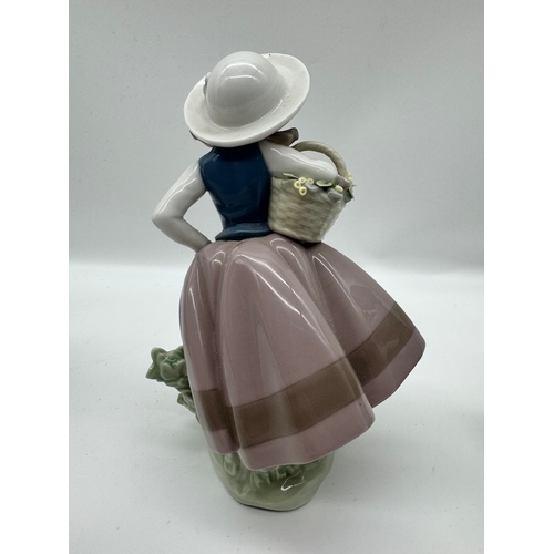 28 - Lladro May Flowers 5467 / Lladro Sweet Scent 5221 / Lladro Spring Is Here 5223