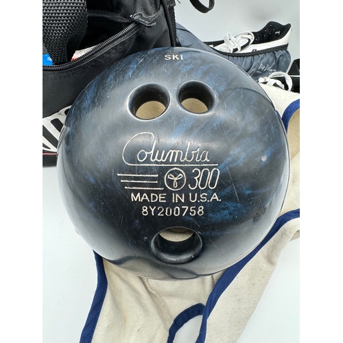 98 - Vintage Columbia 300 White Dot Bowling Ball with bag , Dexter bowling shoes, Master Buff a Ball + po... 