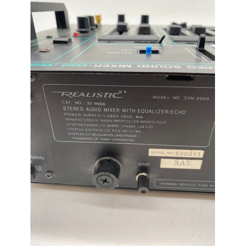 110 - Two DJ mixer decks Maplin SA 909 / Realistic SSM 2200.