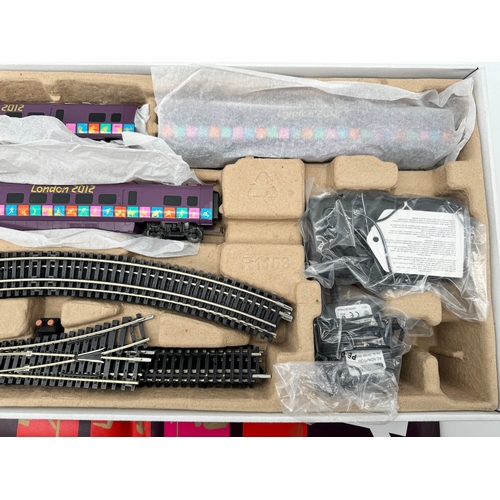 2 - Complete in Box Hornby London 2012 00 Gauge Electric Train Set R1153