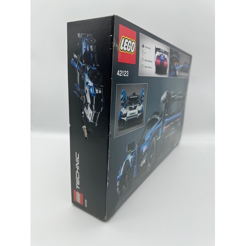 20 - Retired Lego McLaren Senna GTR™ 42123