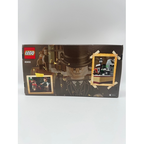 23 - Retired Lego Charles Dickens Tribute  Set 40410  Christmas Carol