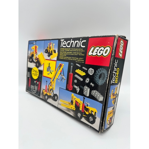 48 - Vintage Lego Technic 8040 incomplete