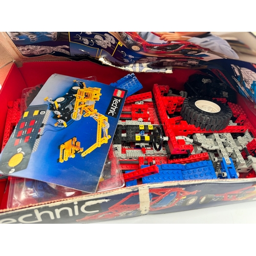 52 - Vintage Lego Technic 8865 - Box damaged / part built