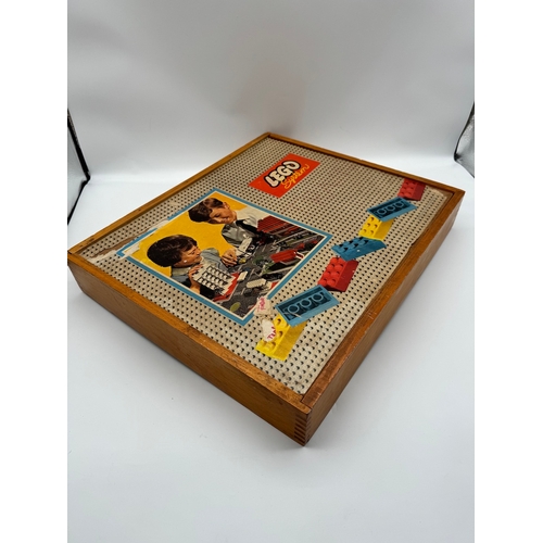 54 - Vintage Lego Systems Case + Lego pieces