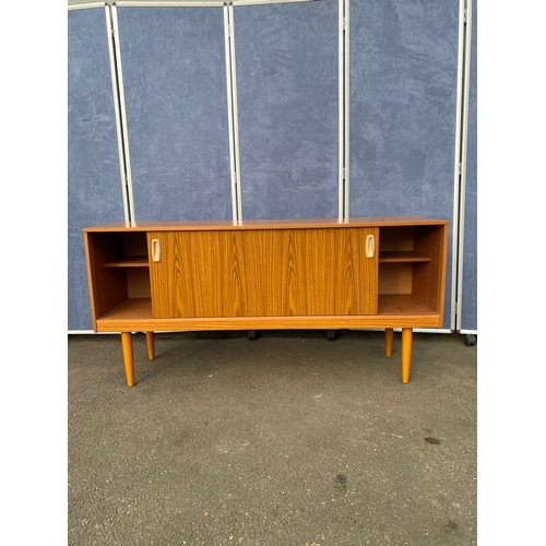 353 - Schreiber Sideboard

Dimensions - 60