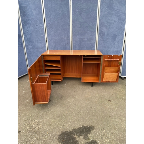 354 - Retro hide away desk. 

Dimensions - 47.5