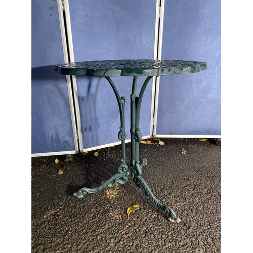 385 - Vintage cast garden side table and chair in green.