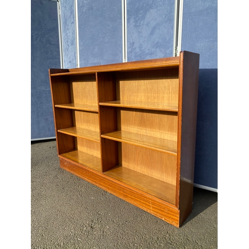 419 - Lovely teak bookshelf unit. 

Dimensions - 48