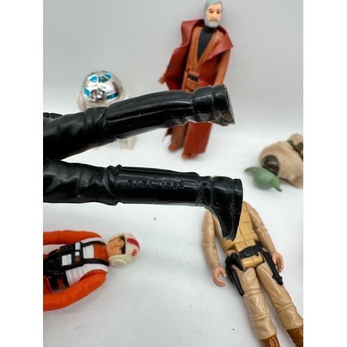 123 - Vintage 1970/80's Kenner Star Wars Figures inc Luke Skywalker, R2D2, C3P0, Yoda, Han Solo, Chewbacca... 