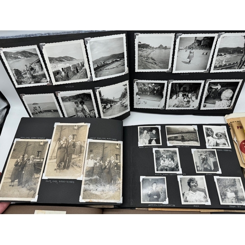 125 - Collection of early - mid 20th century well documented black & white photographs including Uk & Worl... 