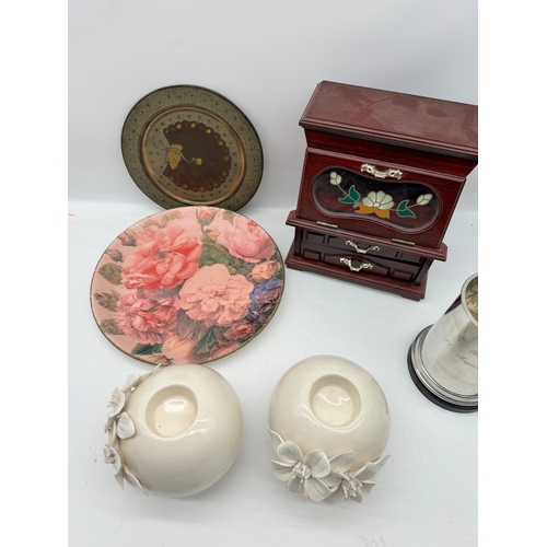 139 - Collection of ceramics , pewter tankard and jewellery boix