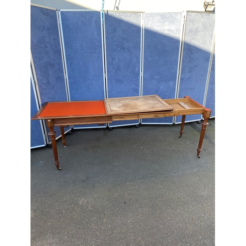 436 - Antique extendable games table. 

Please see images for dimensions.