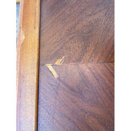 436 - Antique extendable games table. 

Please see images for dimensions.