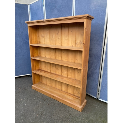 438 - Solid pine bookshelf. 

Dimensions - 47.5