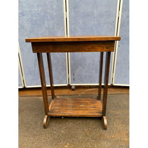 446 - Solid retro side table

Dimensions -  24