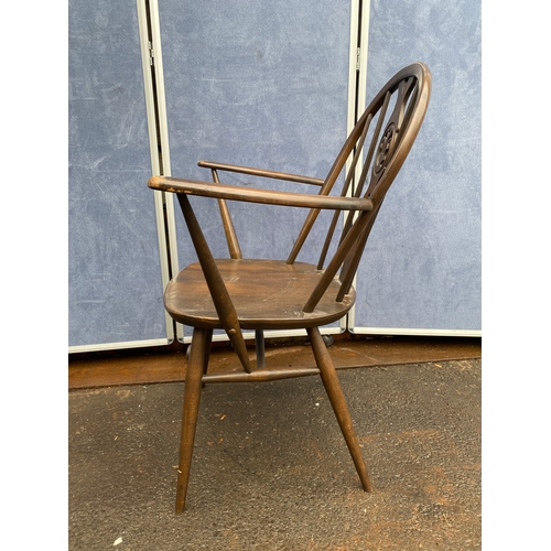 451 - Mid - Century Ercol Windsor carver/Arm chair. 

Dimensions - 26