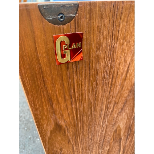 455 - Mid century teak G-Plan corner unit.

See images for all dimensions.