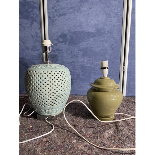 475 - Two ceramic table lamps.