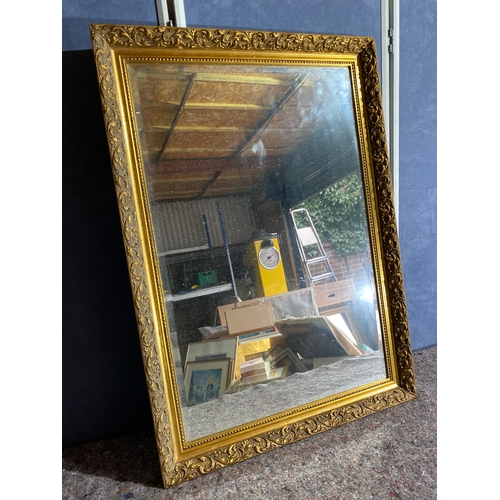 488 - Lovely gilt frame mirror. 

Dimensions - 28